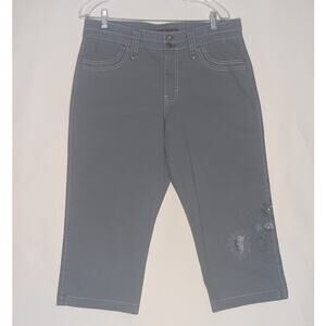 GLORIA VANDERBILT womens capri Size 14 smoky blue embroidered casual vacation